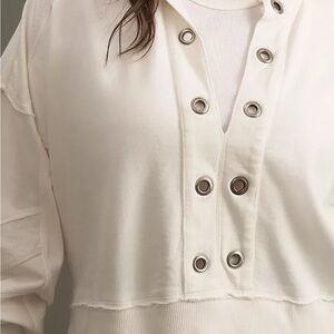 Anthropologie Pilcro The Kamrie Pieced Popover Blouse Top Studded Small Cream